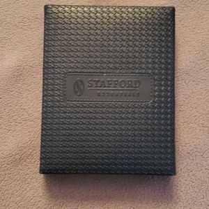 Stafford trifold wallet